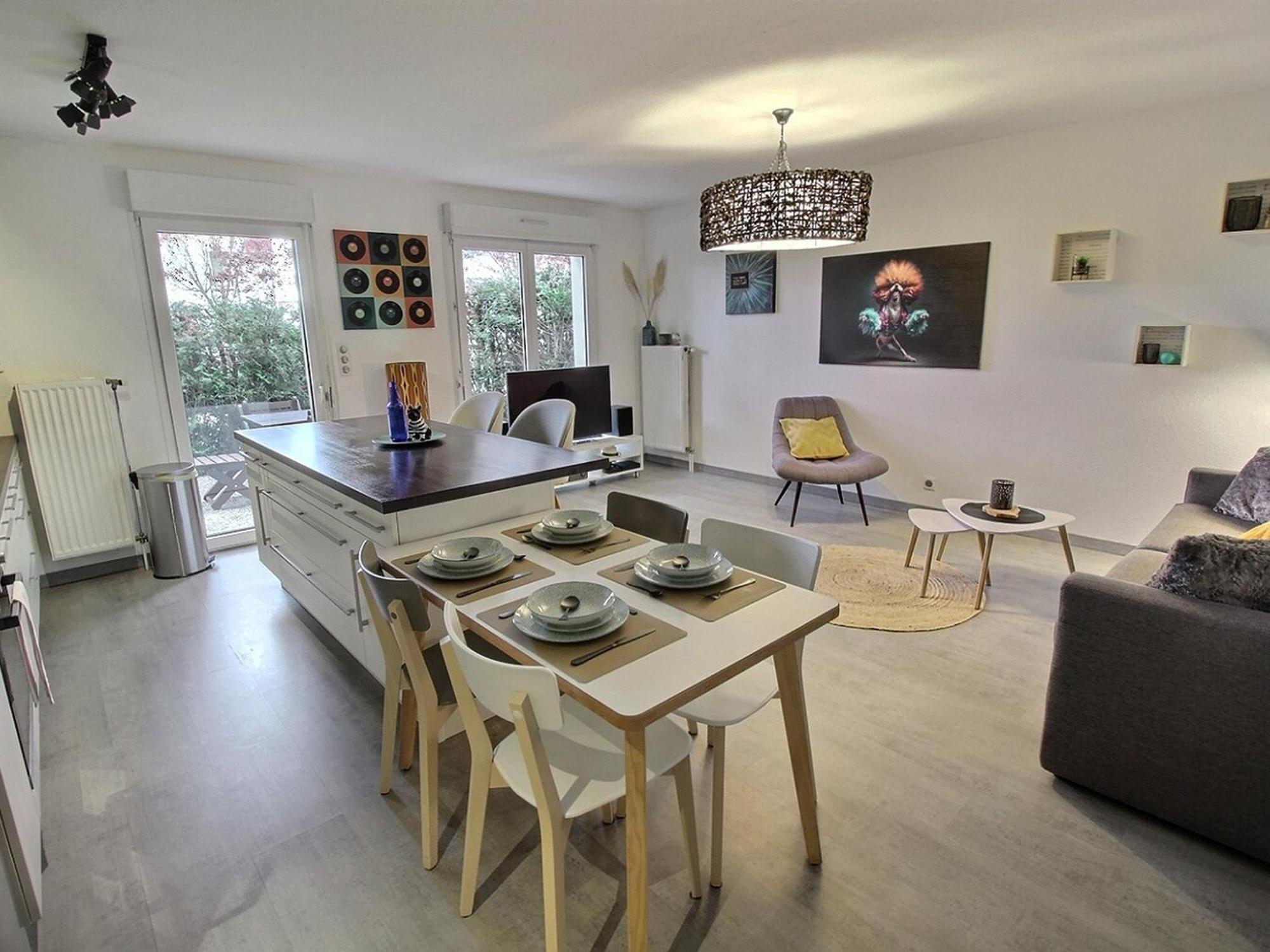 Charmant Appart Avec Garage Et Terrasse Au Coeur De Colmar, Pres De La Route Des Vins D'Alsace - Fr-1-722-6 Εξωτερικό φωτογραφία